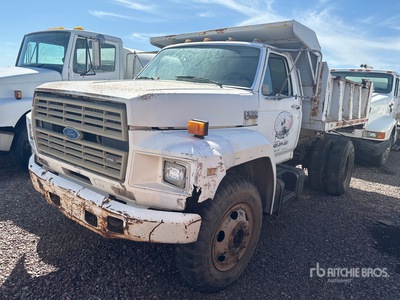 1988 Ford F600 4x2 S/A Dump Truck (Inoperable)