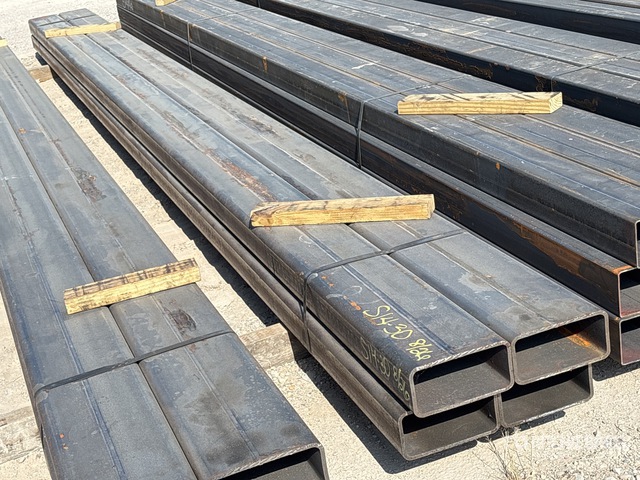 Quantity of (4) 4 in x 8 in x 5/16 in x 20 ft Rectangle Tubing (Unused)