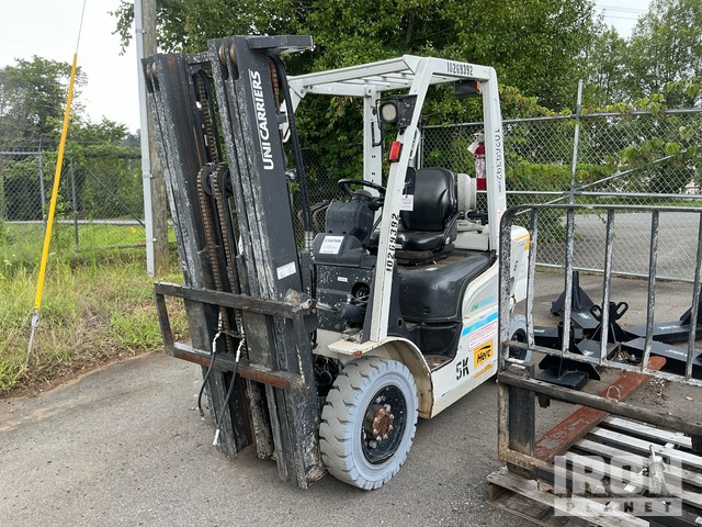 2019 Nissan PF50 4050 lb Pneumatic Tire Forklift