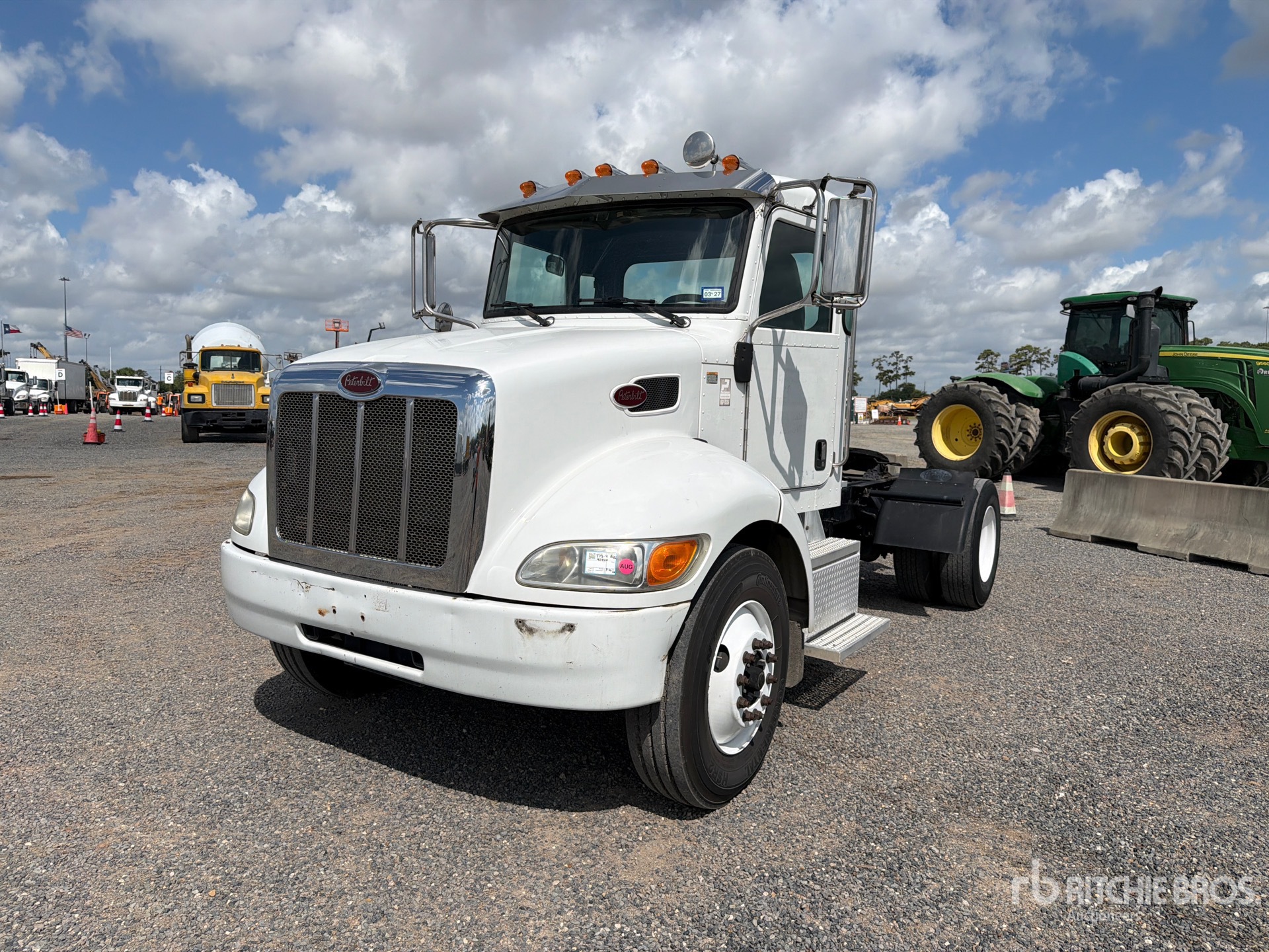 2017 Peterbilt 337 4x2 S/A Day Cab Truck Tractor (Inoperable)