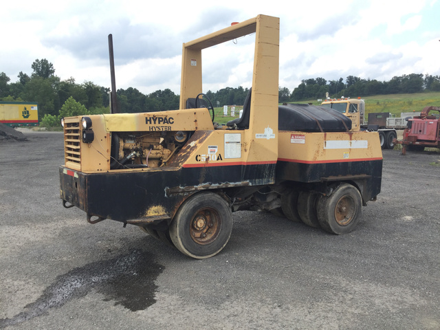 Hypac C530A Pneumatic Roller