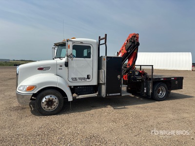 2008 Palfinger PK 9501 Knuckle Boom on 2009 Peterbilt 325 4x2 Boom Truck