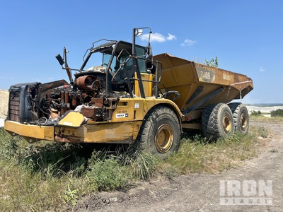 2013 Cat 740 Articulated Dump Truck (Inoperable)