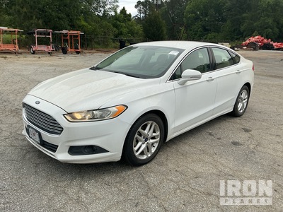 2016 Ford Fusion SE Auto