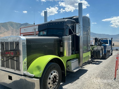 2000 Peterbilt 379 Ciągnik siodłowy T/A z kabiną sypialną