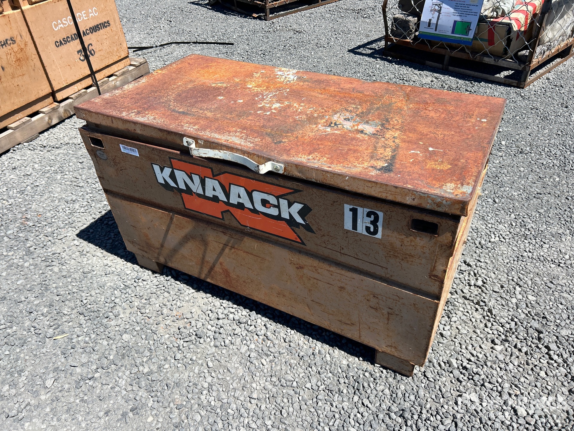 Knaack 42 Job Site Box