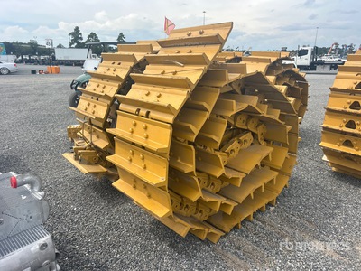 Quantity of (2) Track Groups - Fits Cat D8T
