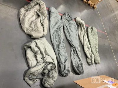 (139) Sleeping Bags