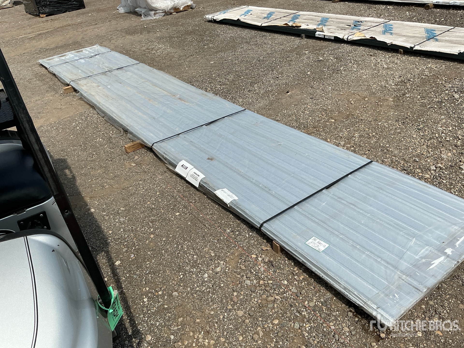 Quantity of (25) 3 ft wide 29Ga Galvalume Roofing