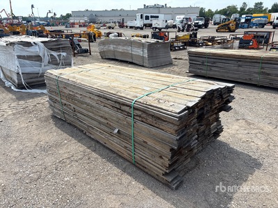 Quantity of (320) 1 x 6 x 8 Fence Planks