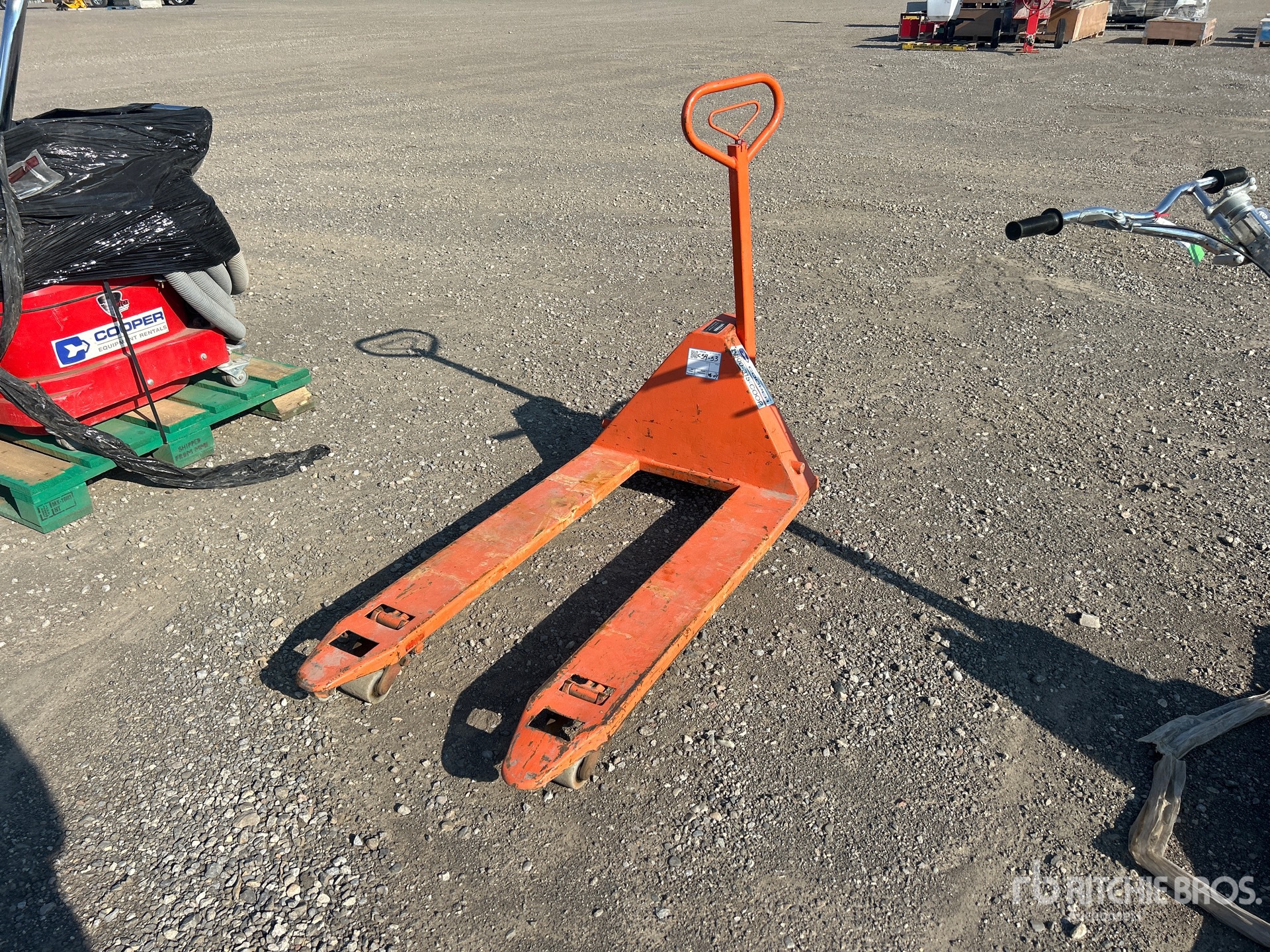 4400 lb Pallet Jack