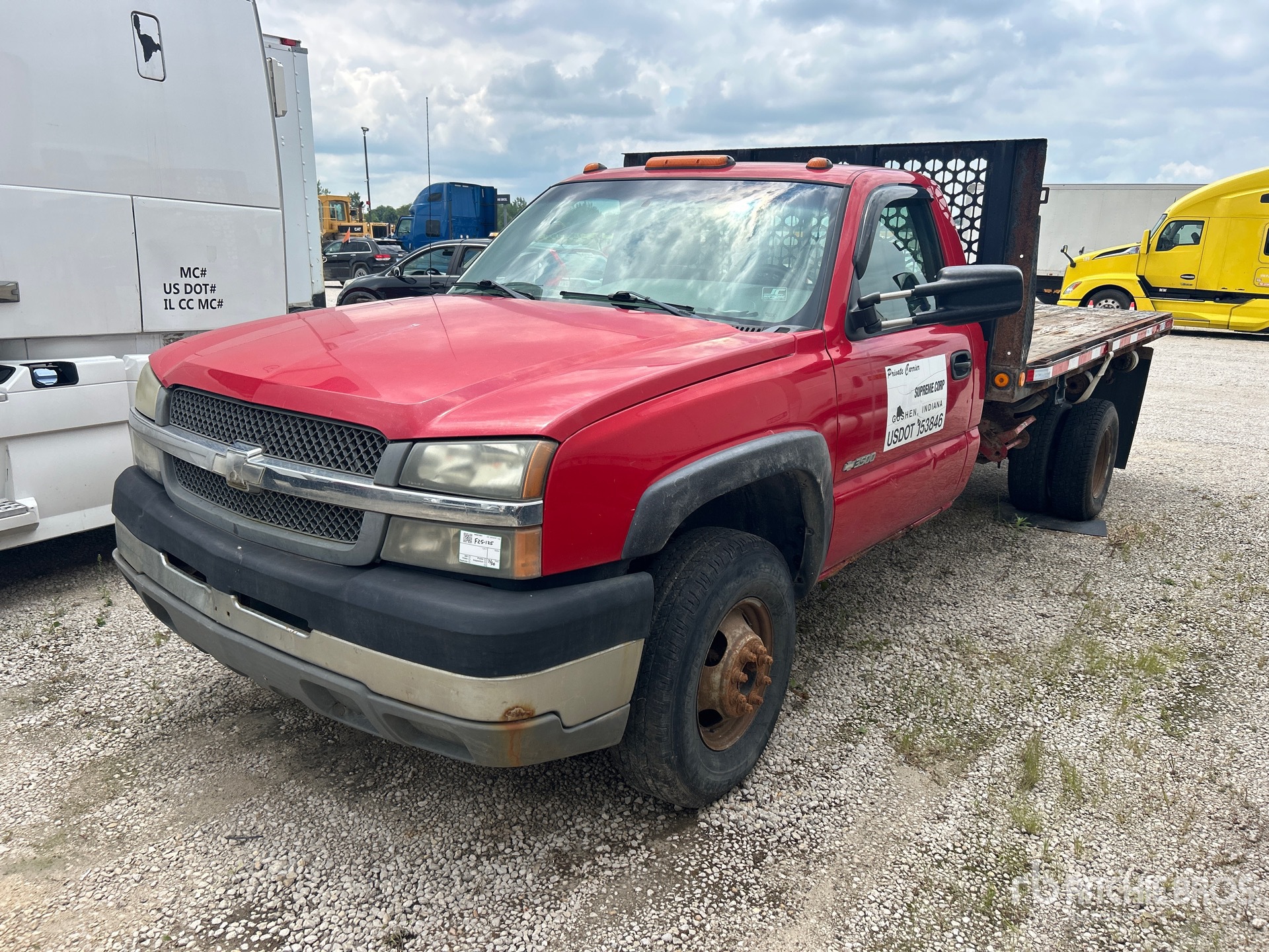 2003 Chevrolet Silverado 3500 4x2 Flatbed Truck (Inoperable)