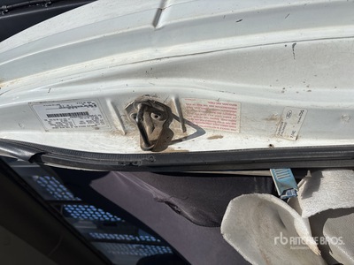 1997 Ford E-350 Fourgon cargo (Inoperable)