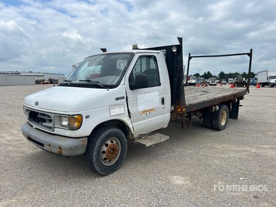1997 Ford E-350 4x2 Flatbed Truck (Inoperable)