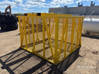 8 ft x 8 ft Steel Cage