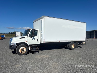2014 International 4300 4x2 Van Truck