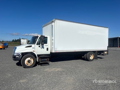 2014 International 4300 4x2 Furgonetka