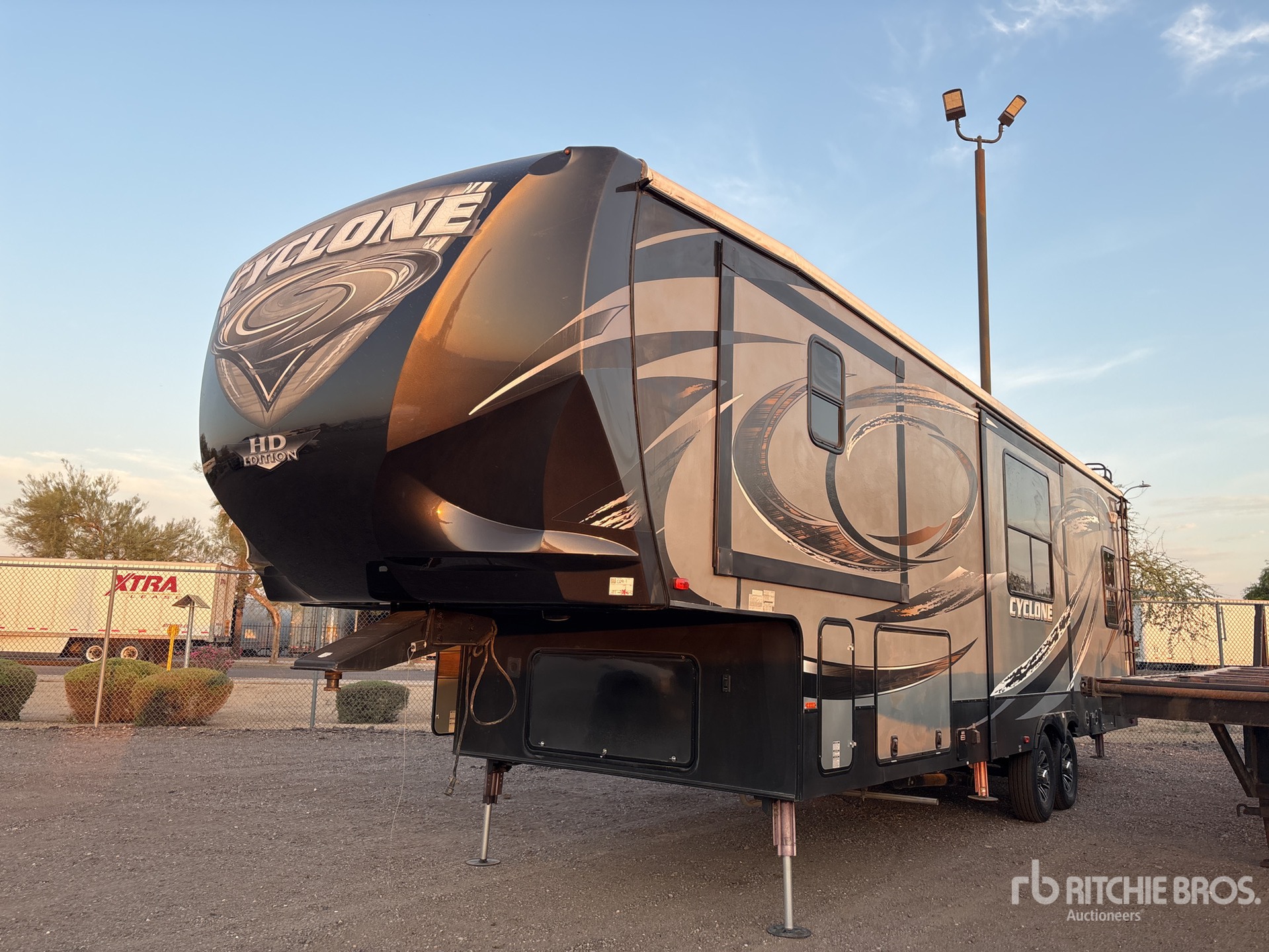 2015 Heartland Cyclone 3100 36 ft T/A Toy Hauler Travel Trailer