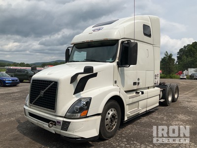 2016 Volvo VNL 6x4 T/A Slaapcabine Trekker