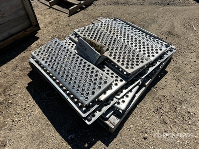 Quantity of Aluminum Step Treads