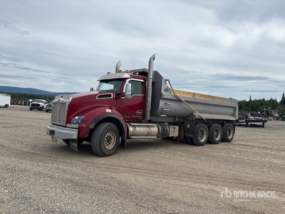 2018 Kenworth T880 T880 8x6 Tri/A Camión dumper