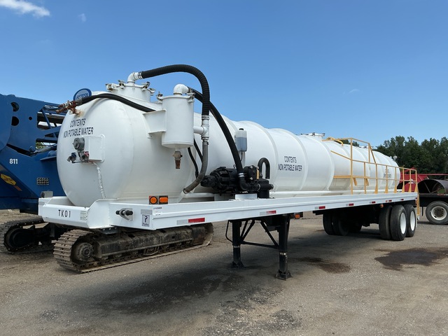 2011 Retesa T/A Vacuum Tanker Trailer