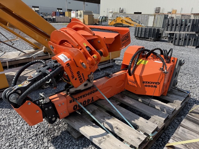 2022 Woodcracker T4000 Telescopic Boom w/ Woodcracker CS510