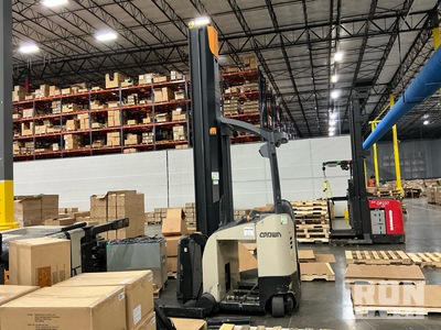 2022 Crown RMD6025-32 3200 lb Stapelaar