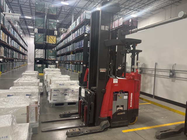 2015 Raymond 750-DR32TT 5000 lb Reach Truck