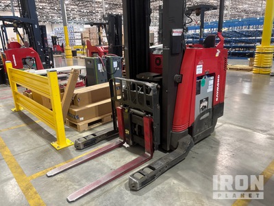 2015 Raymond 5000 lb Reach Truck