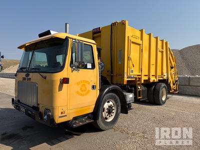 2006 Autocar Xpeditor 4x2 Rear Loader Waste Collection Truck