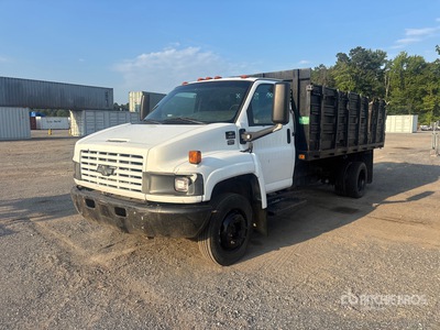 2003 Chevrolet C4500 4x2 Flatbed Truck