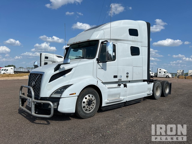 2021 Volvo VNL 6x4 T/A Sleeper Truck Tractor