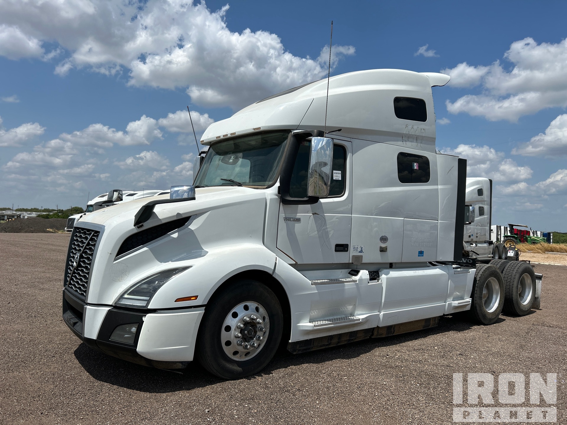 2021 Volvo VNL760 6x4 T/A Sleeper Truck Tractor