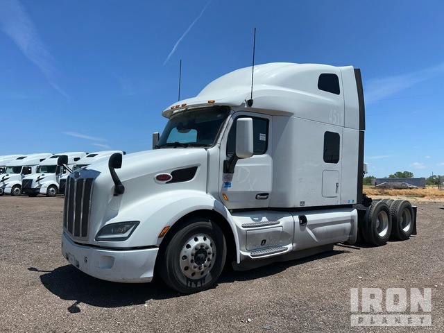 2021 Peterbilt 579 6x4 T/A Sleeper Truck Tractor