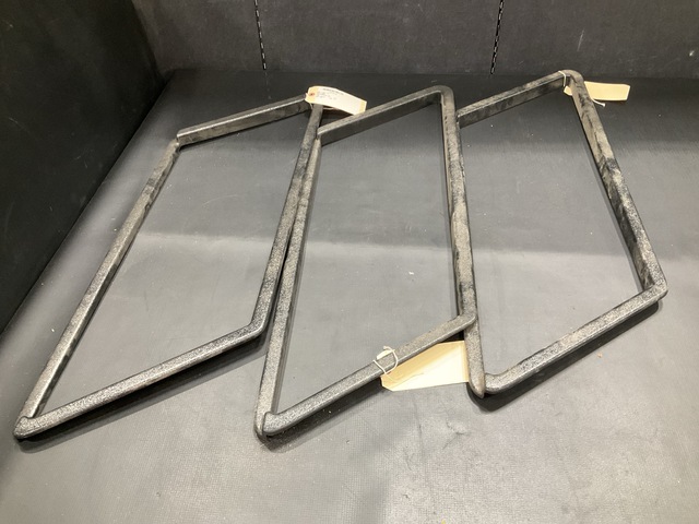 (39) Navistar Defense 3113696C1 Automotive Trim Bezels