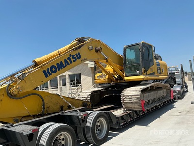 2017 Komatsu PC360LC-11 Tracked Excavator