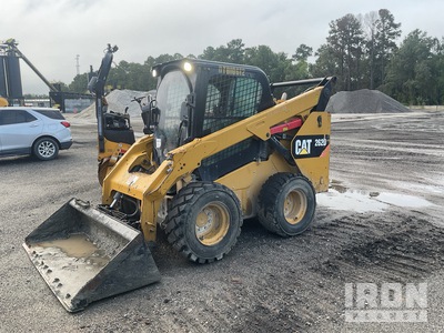 2019 Cat 262D を見 Skid-Steer Loader