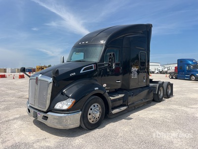 2020 Kenworth T680 6x4 Cabeza Tractora Cabina Dormitorio