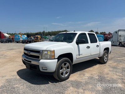 2011 Chevrolet Silverado 1500 LT 4x2 Crew Cab Pickup