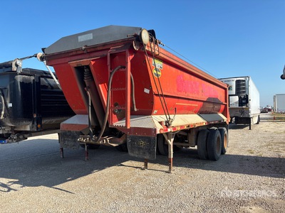 2002 Hilbilt Remolque banera