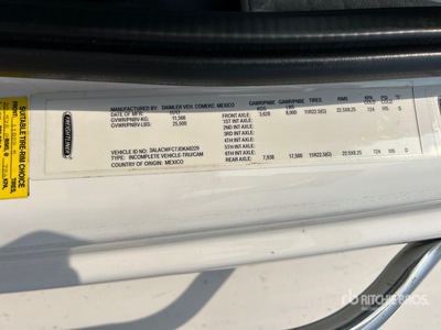 2018 Freightliner M2 106 4x2 Autocarro furgonato