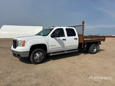2008 GMC Sierra 3500HD 4x2 Crew Cab Flatbed Truck