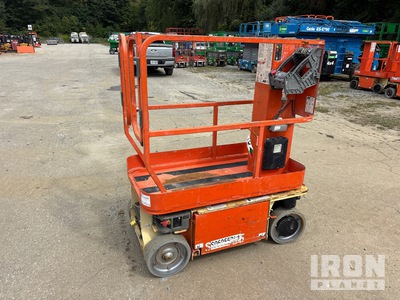 2014 JLG 1230ES Vertikaler Mastlift
