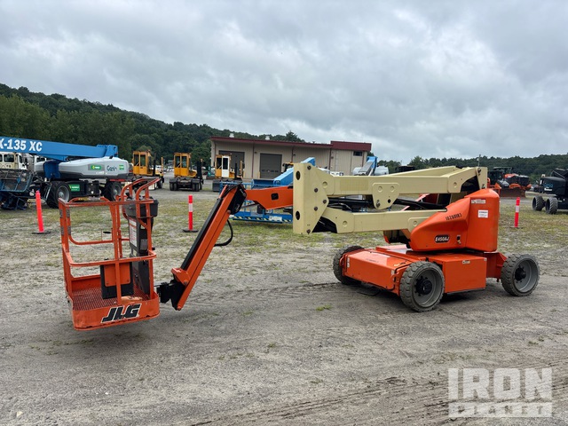 Articulating Boom Lifts