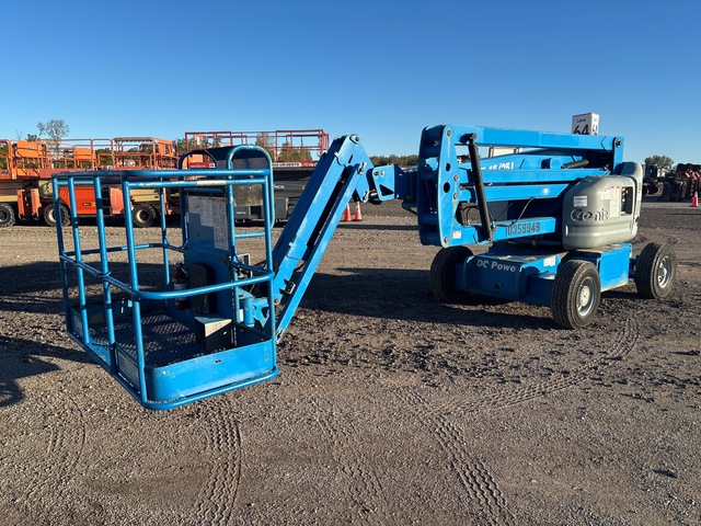 2015 Genie Z45/25J 2WD Electric Articulating Boom Lift 2015 Genie Z45/25J 2WD Electric Articulating Boom Lift