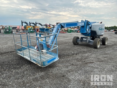 2015 Genie Z62/40 4WD Diesel Articulating Boom Lift