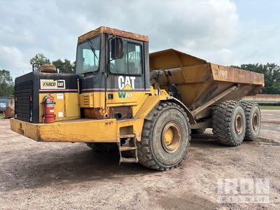 Cat D400E Articulated Dump Truck