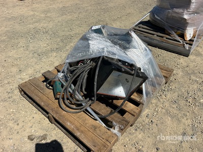 Quantity of Lighting Fixtures