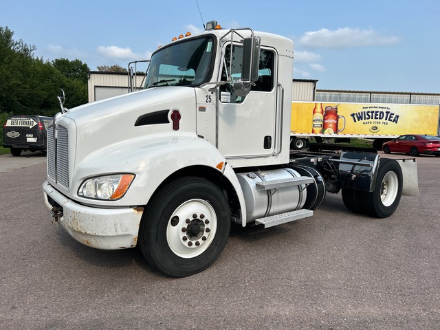 2019 Kenworth T370 4x2 S/A Day Cab Truck Tractor